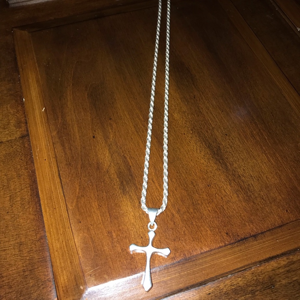 Sterling silver necklace and silver cross!